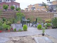 13 augustus 2005. Het terras is klaar!