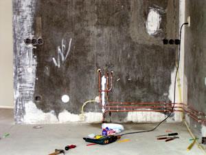 6 mei 2004. Aanpassingen aan gas en waterwerk.